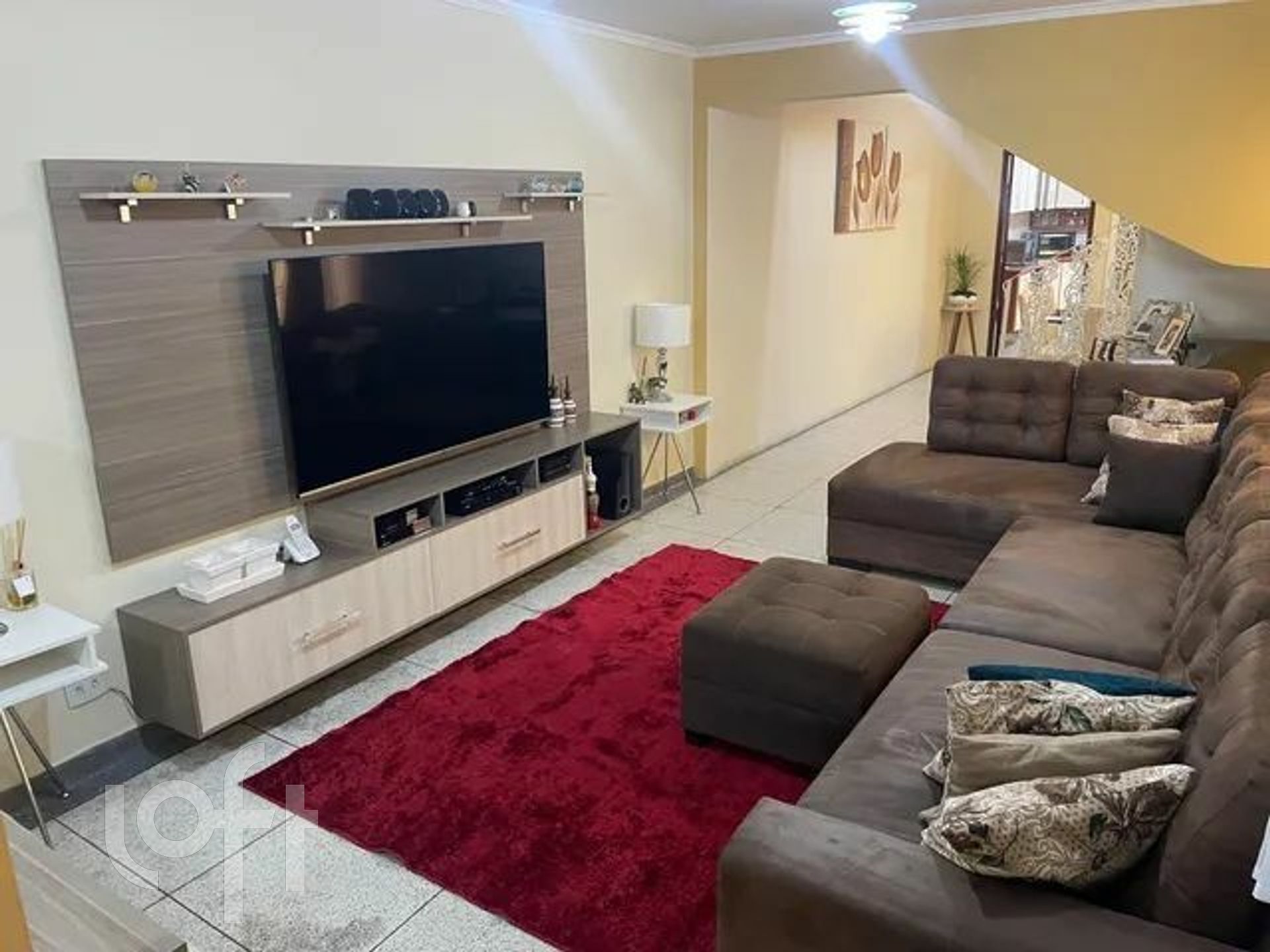 Casa à venda com 4 quartos, 192m² - Foto 1