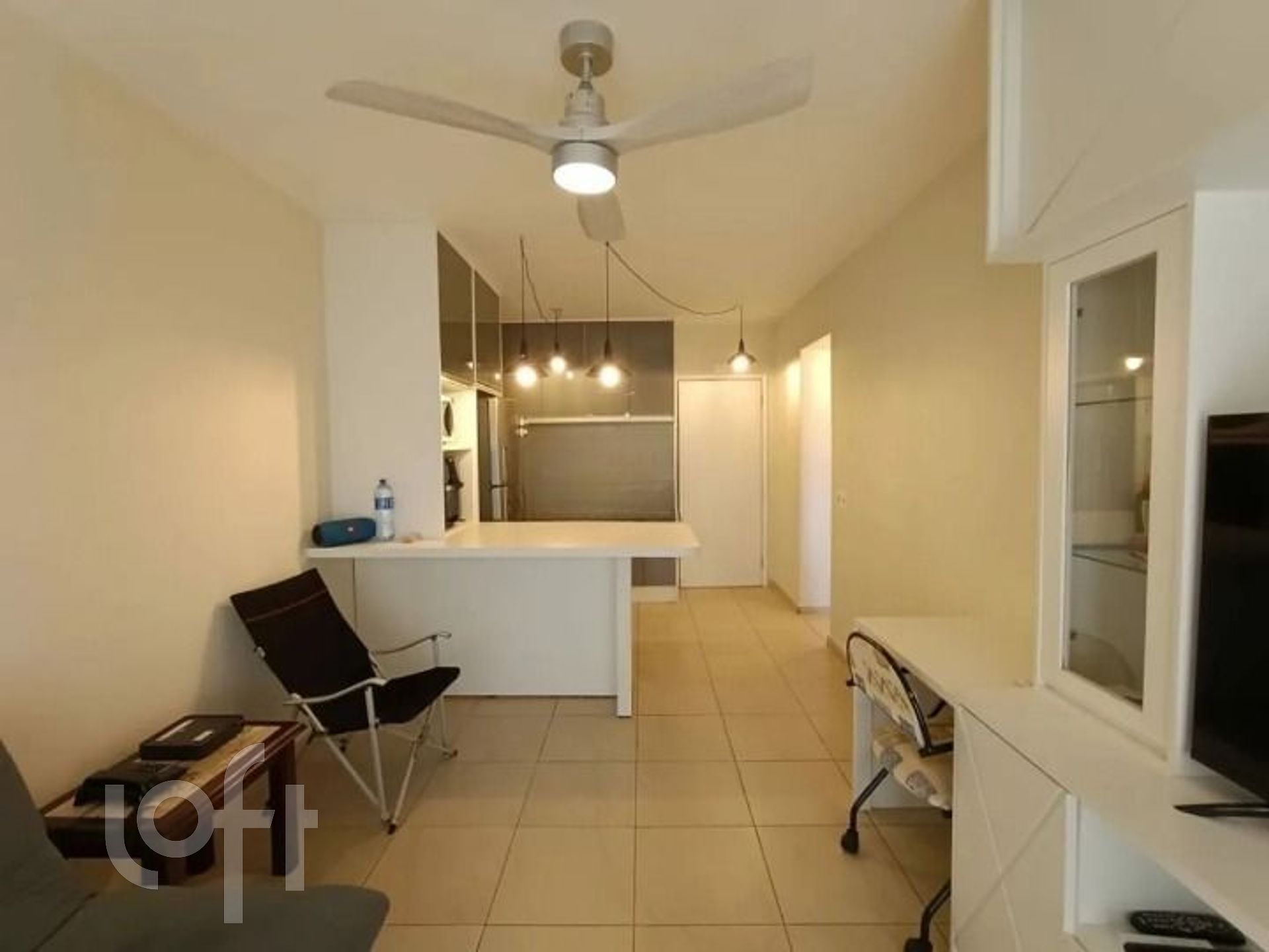 Apartamento à venda com 1 quarto, 4m² - Foto 3