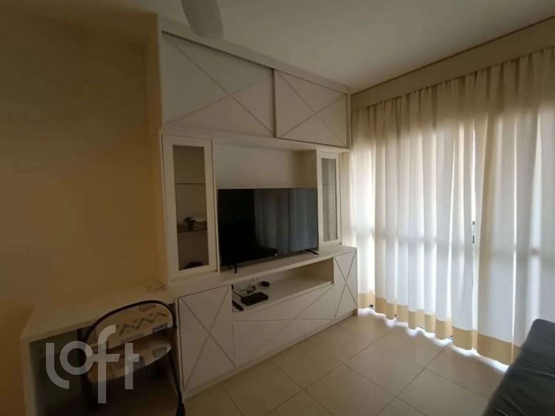 Apartamento à venda com 1 quarto, 4m² - Foto 1