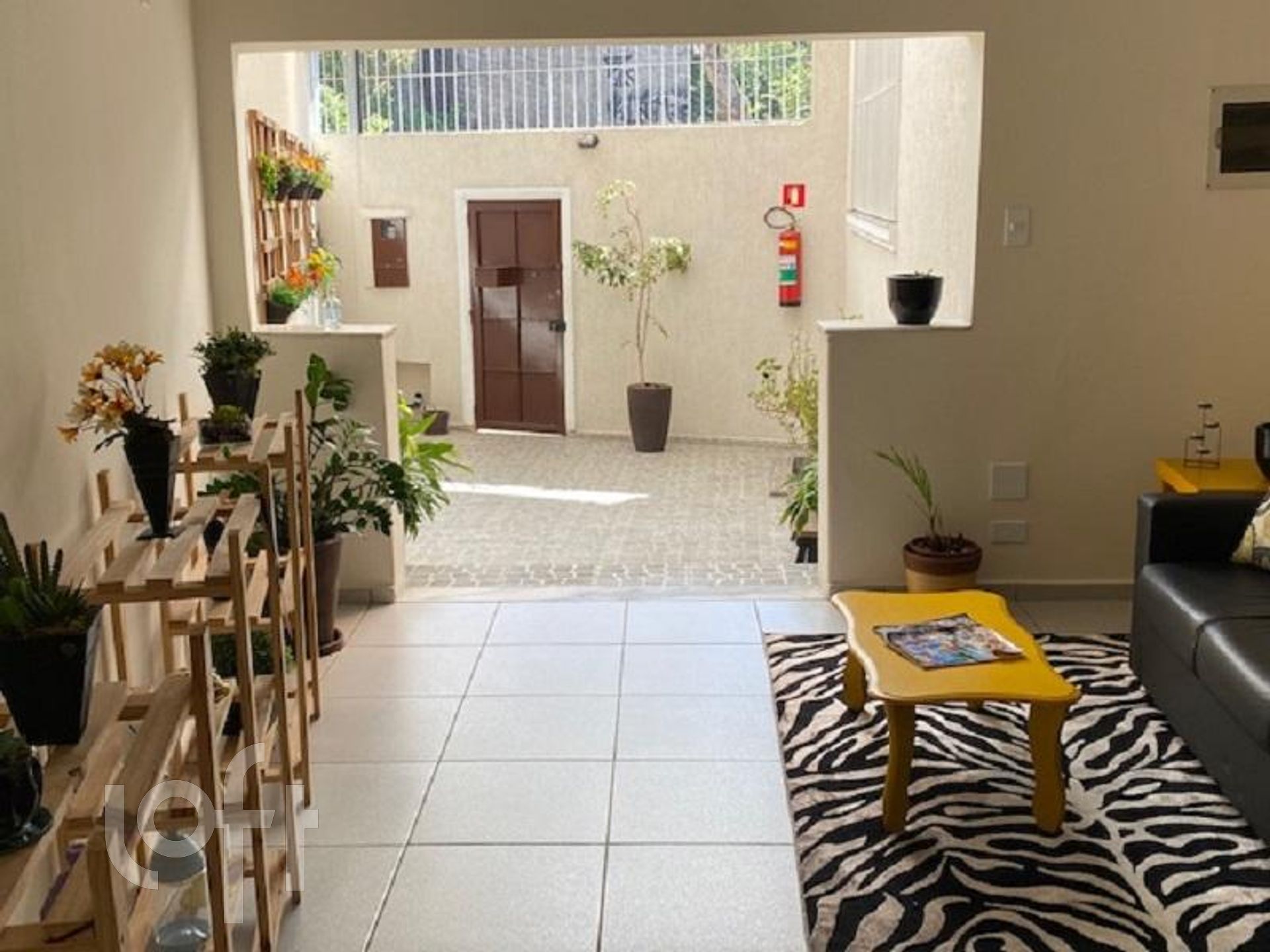 Casa à venda com 1 quarto, 199m² - Foto 3