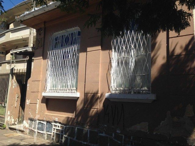 Casa com 230m², 3 dormitórios, Menino Deus em Porto Alegre