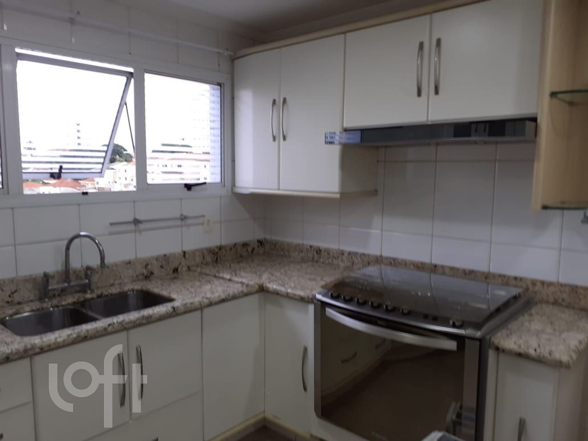 Apartamento à venda com 3 quartos, 150m² - Foto 4