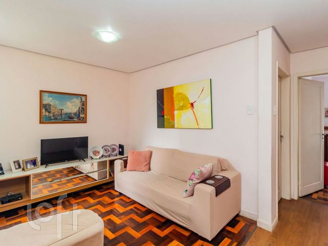 Apartamento com 90m², 3 dormitórios, Floresta em Porto Alegre