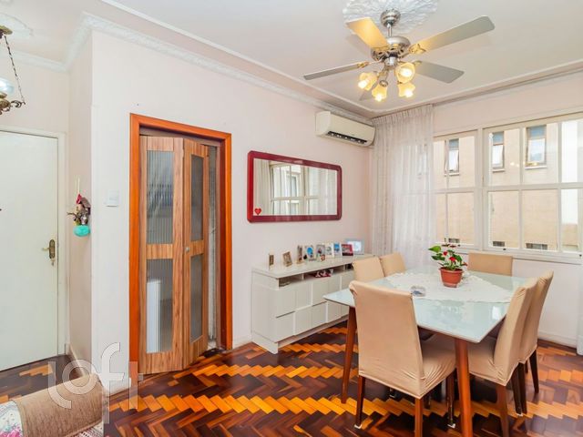 Apartamento com 90m², 3 dormitórios, Floresta em Porto Alegre