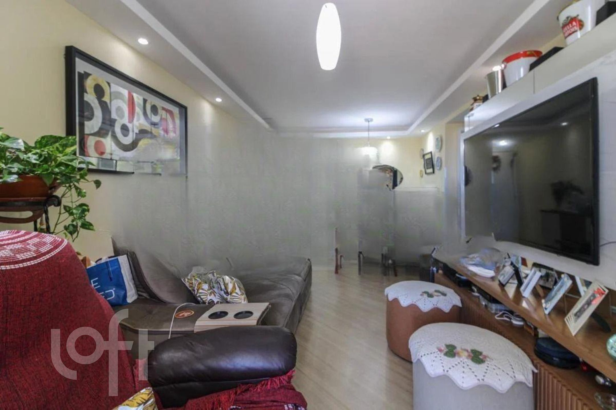 Apartamento à venda com 3 quartos, 96m² - Foto 2