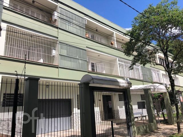 Apartamento com 84m², 2 dormitórios, Floresta em Porto Alegre