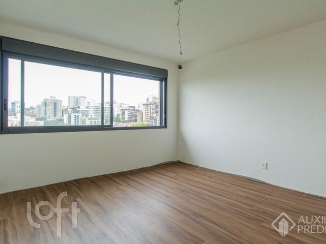 Apartamento com 24m², 1 dormitório, 1 vaga, Rio Branco em Porto Alegre