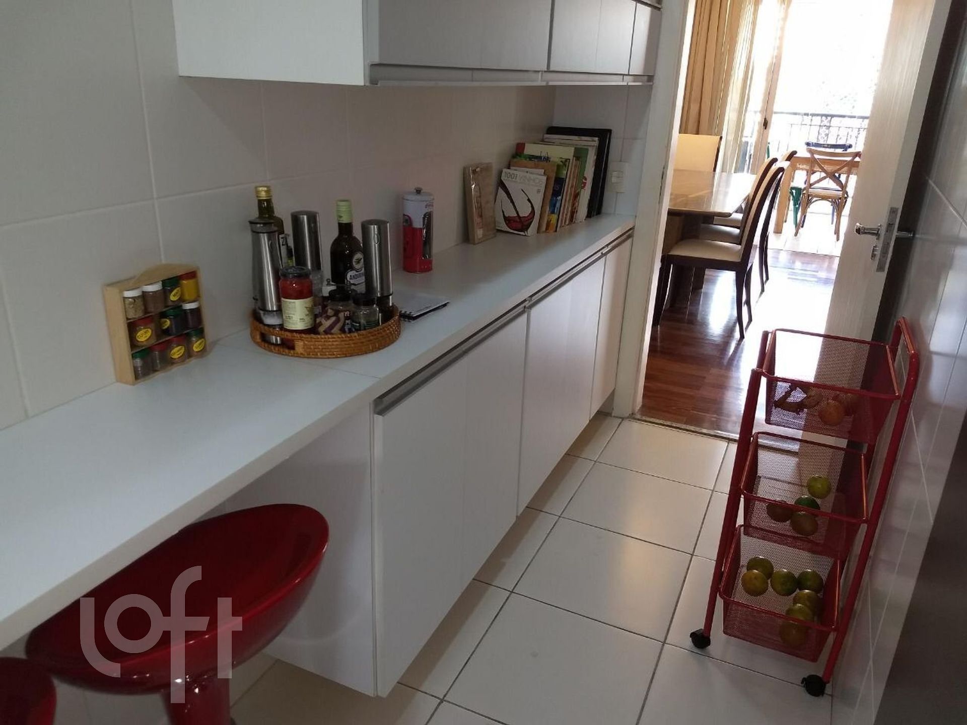 Apartamento à venda com 4 quartos, 216m² - Foto 12