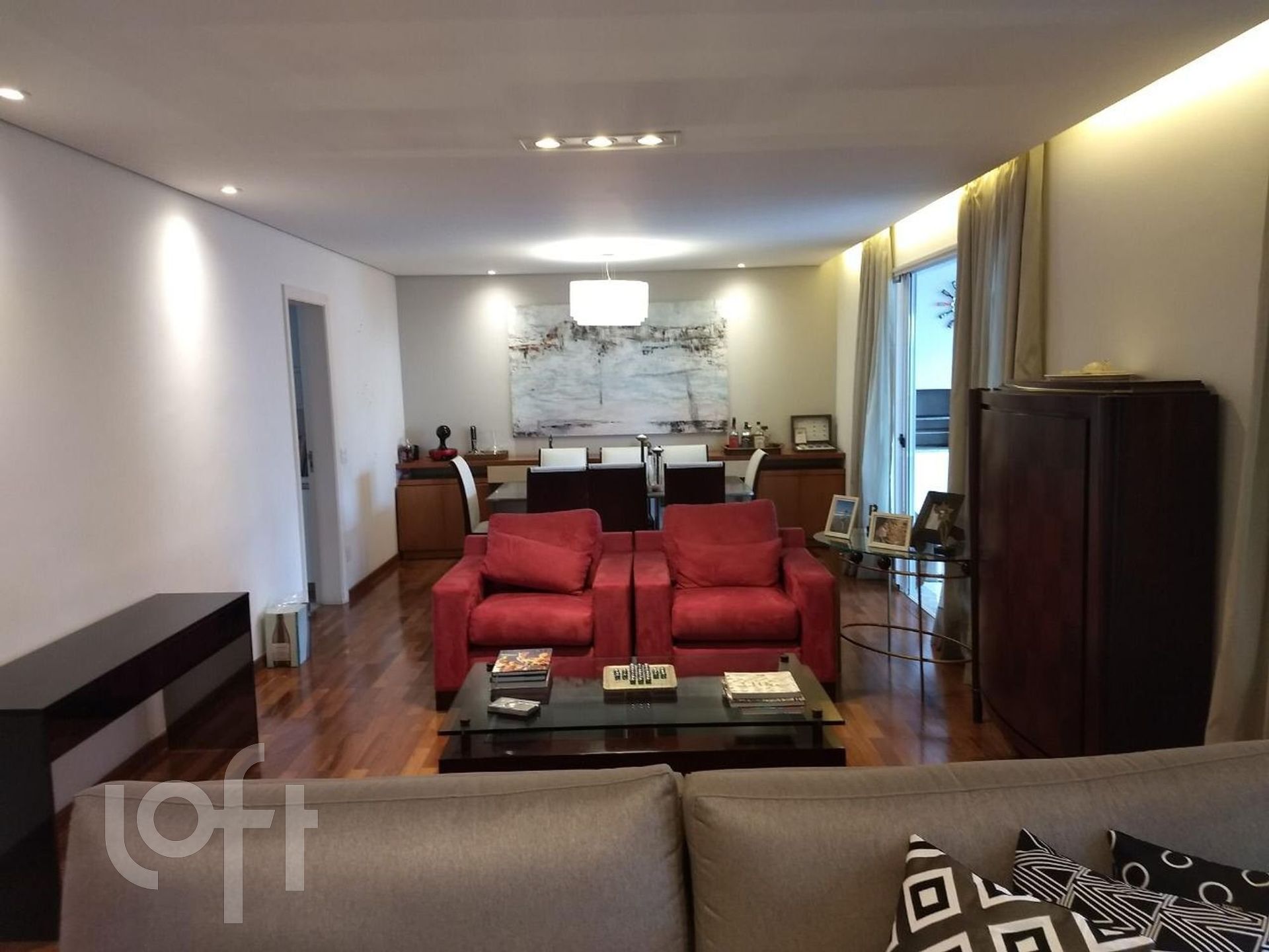 Apartamento à venda com 4 quartos, 216m² - Foto 21