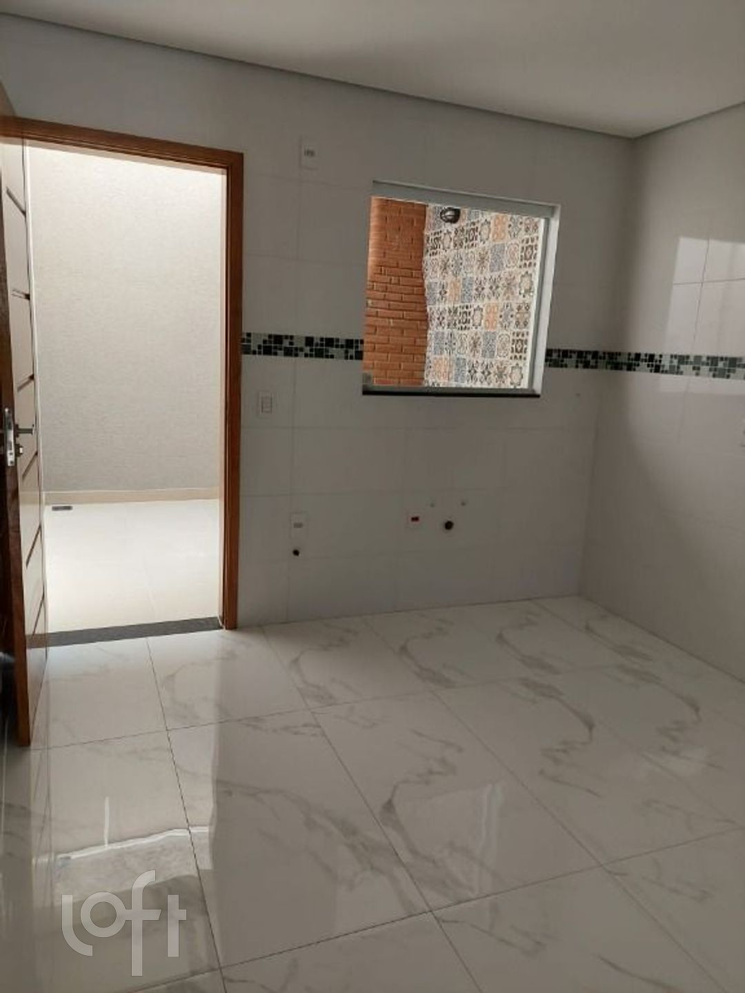 Casa à venda com 3 quartos, 105m² - Foto 4