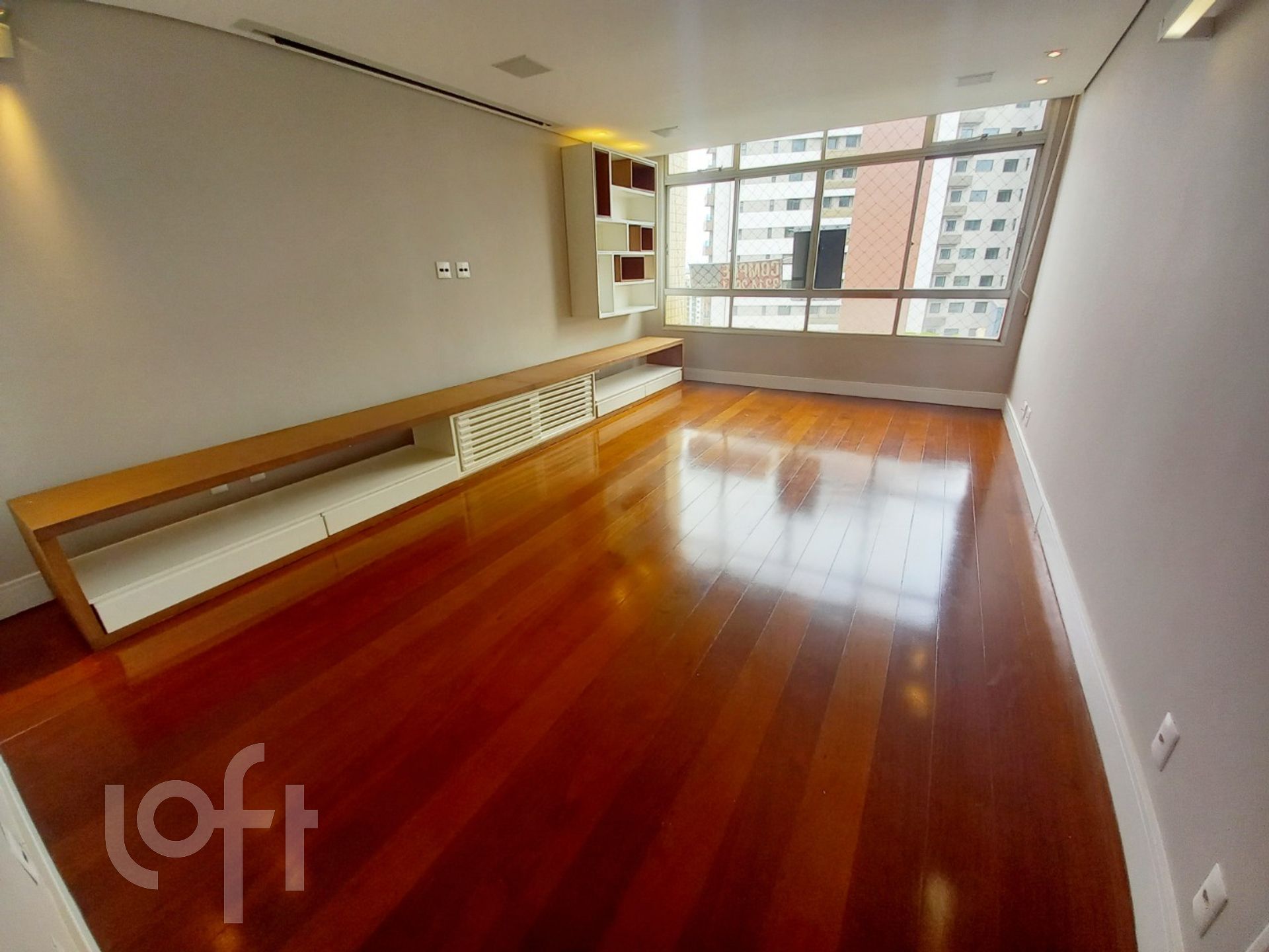 Apartamento à venda com 4 quartos, 340m² - Foto 1