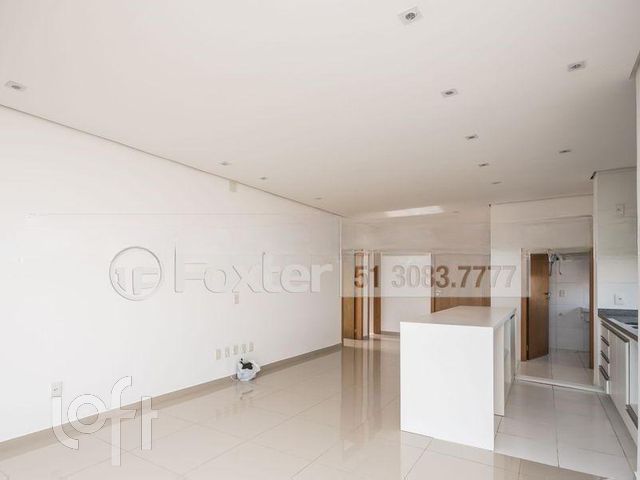 Apartamento com 65m², 2 dormitórios, 1 suíte, 2 vagas, Cristo Redentor em Porto Alegre