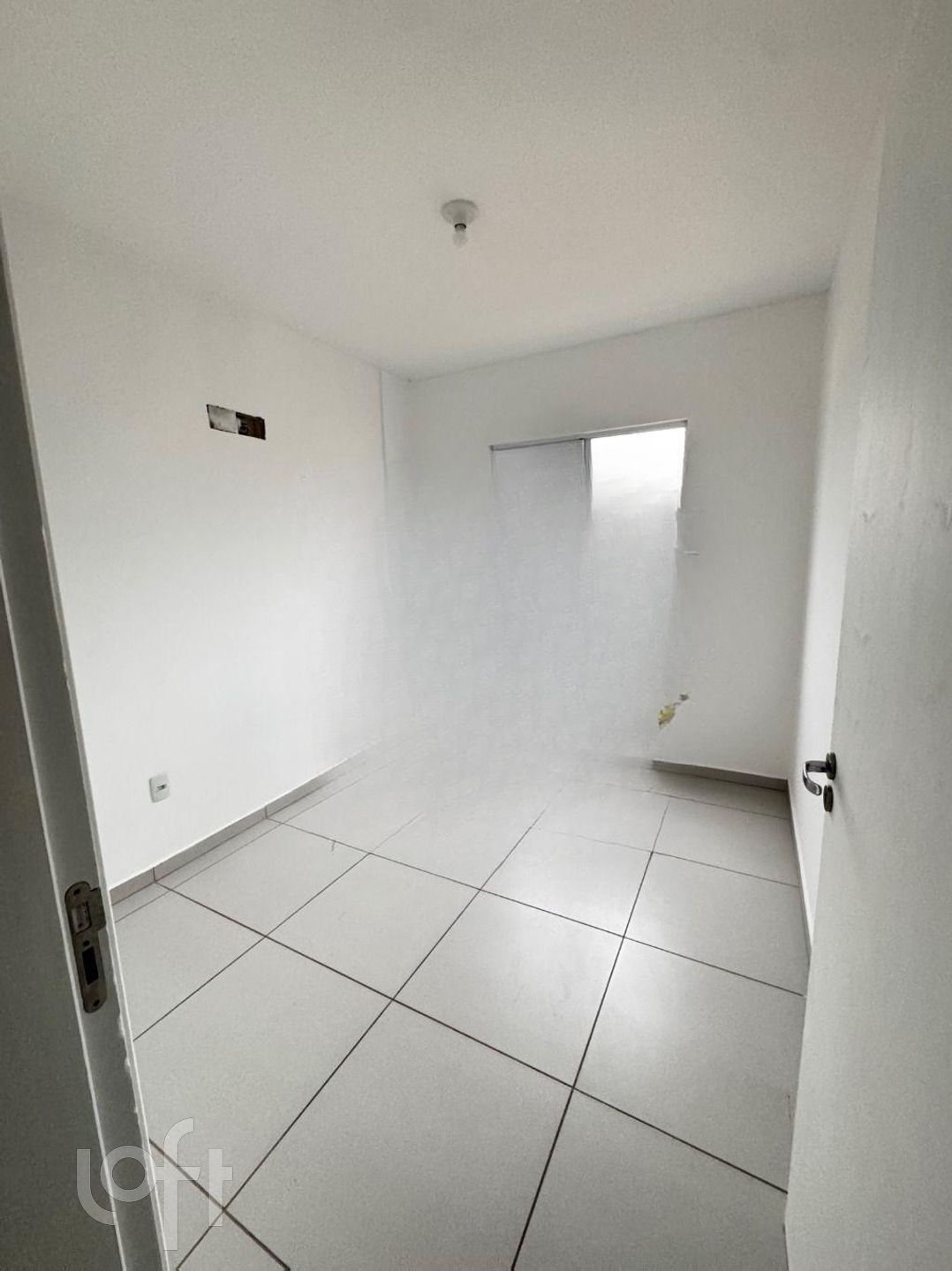 Apartamento à venda em Barra do Aririu com 53 m², 2 quartos, 1 vaga