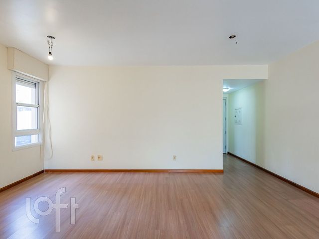 Apartamento com 112m², 3 dormitórios, 1 suíte, 2 vagas, Chácara das Pedras em Porto Alegre