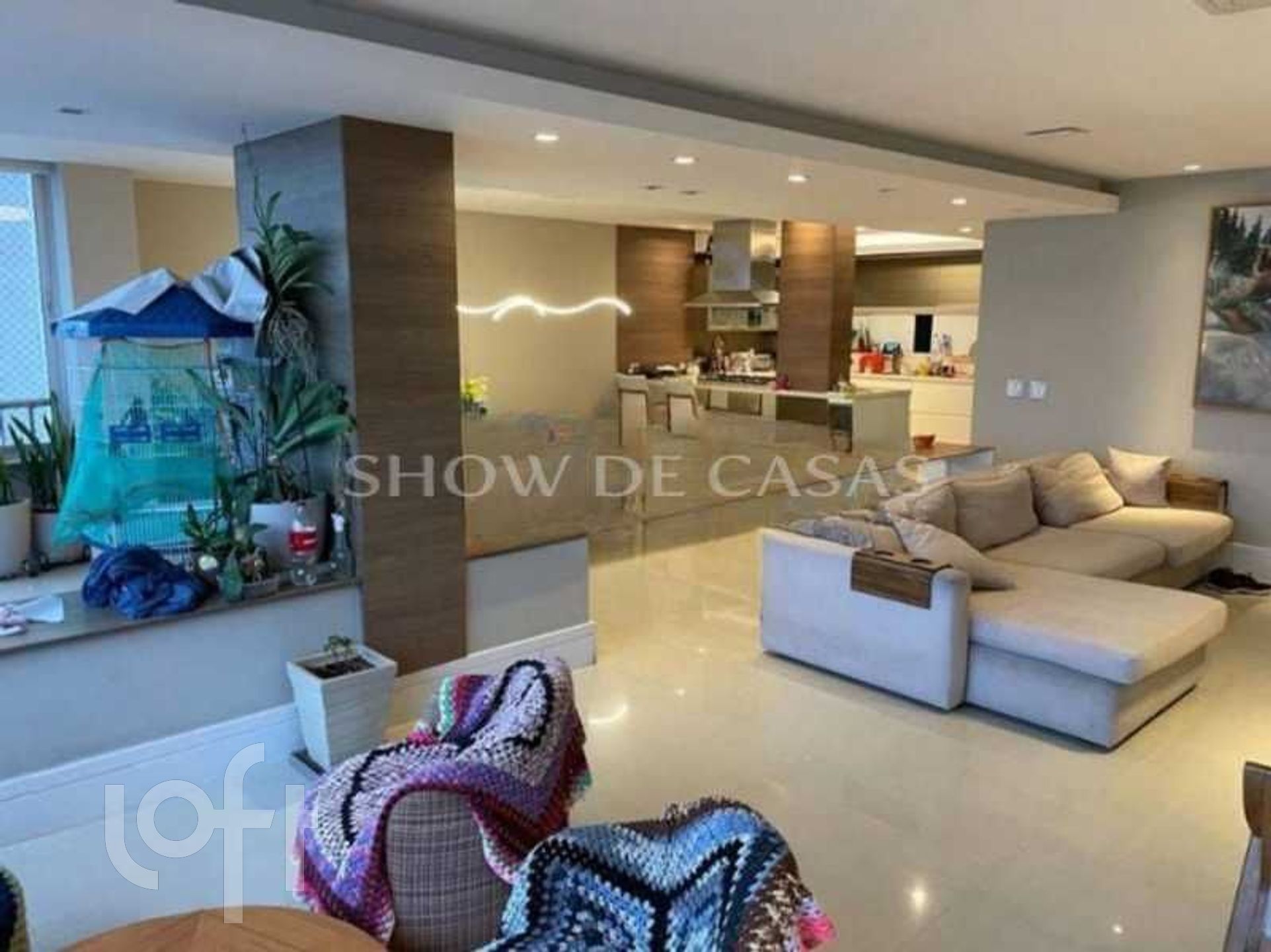 Apartamento à venda com 2 quartos, 264m² - Foto 3