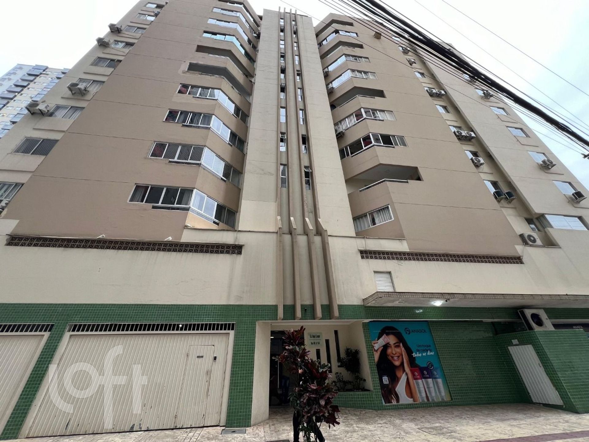 Apartamento à venda em Centro com 136 m², 3 quartos, 2 suítes, 1 vaga