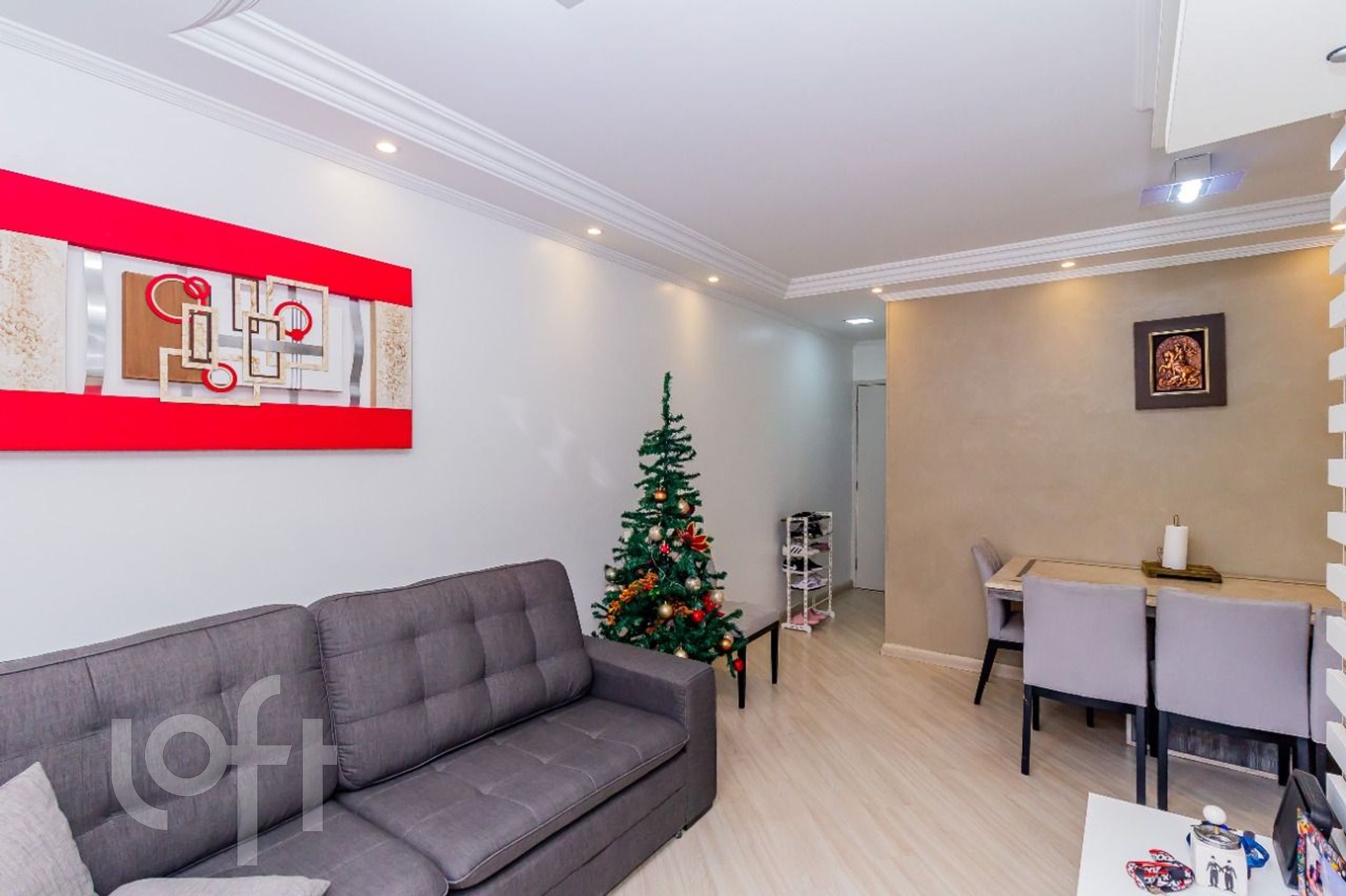 Apartamento à venda com 3 quartos, 65m² - Foto 2