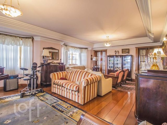 Apartamento com 362m², 4 dormitórios, 4 suítes, 4 vagas, Moinhos de Vento em Porto Alegre