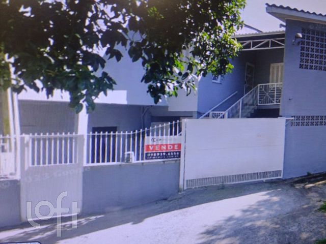 Casa com 330m², 6 dormitórios, 1 suíte, 6 vagas, Cristo Redentor em Porto Alegre