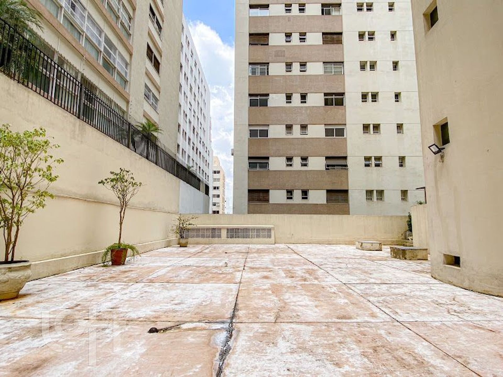 Apartamento à venda com 2 quartos, 85m² - Foto 18