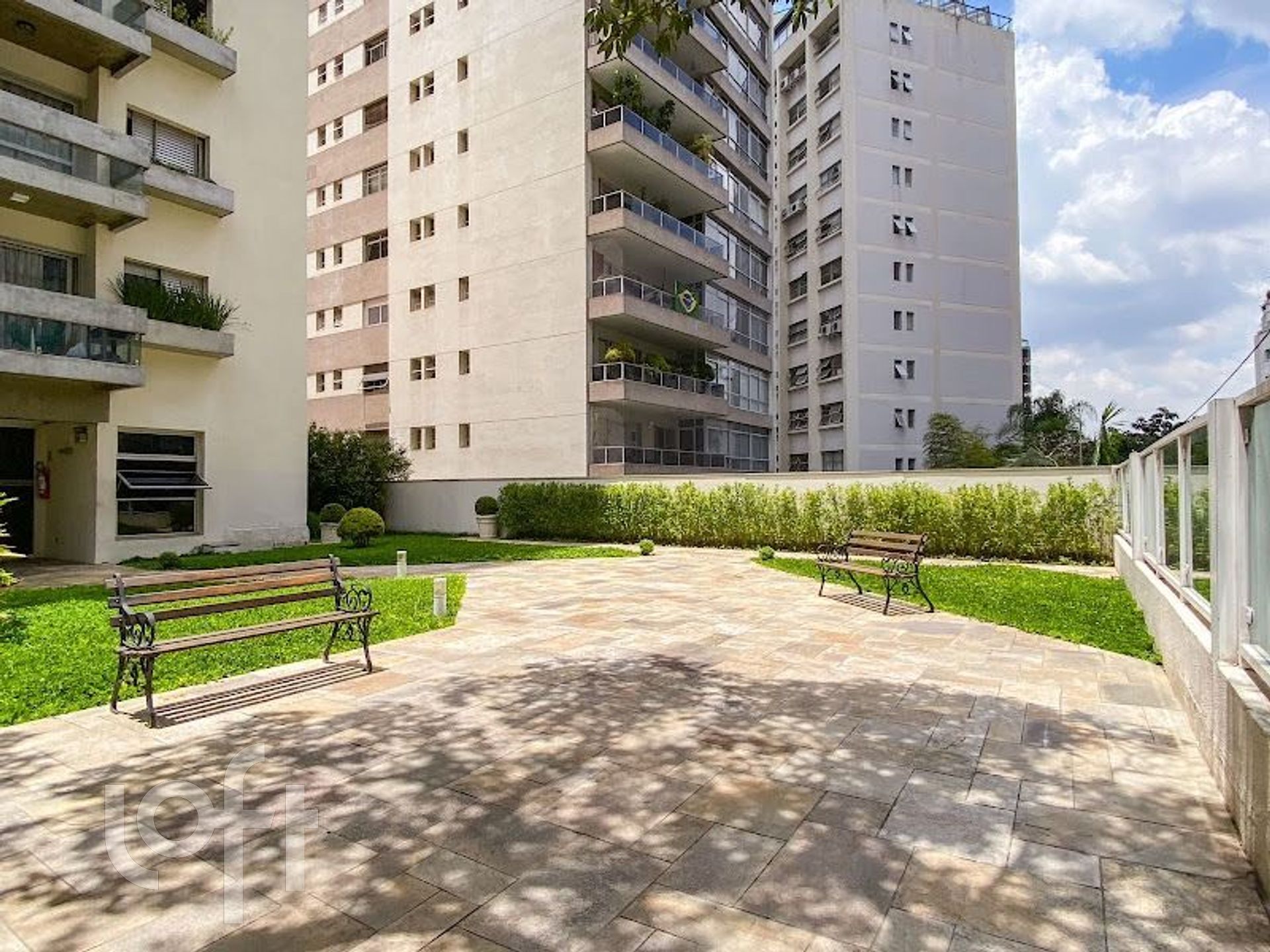 Apartamento à venda com 2 quartos, 85m² - Foto 20