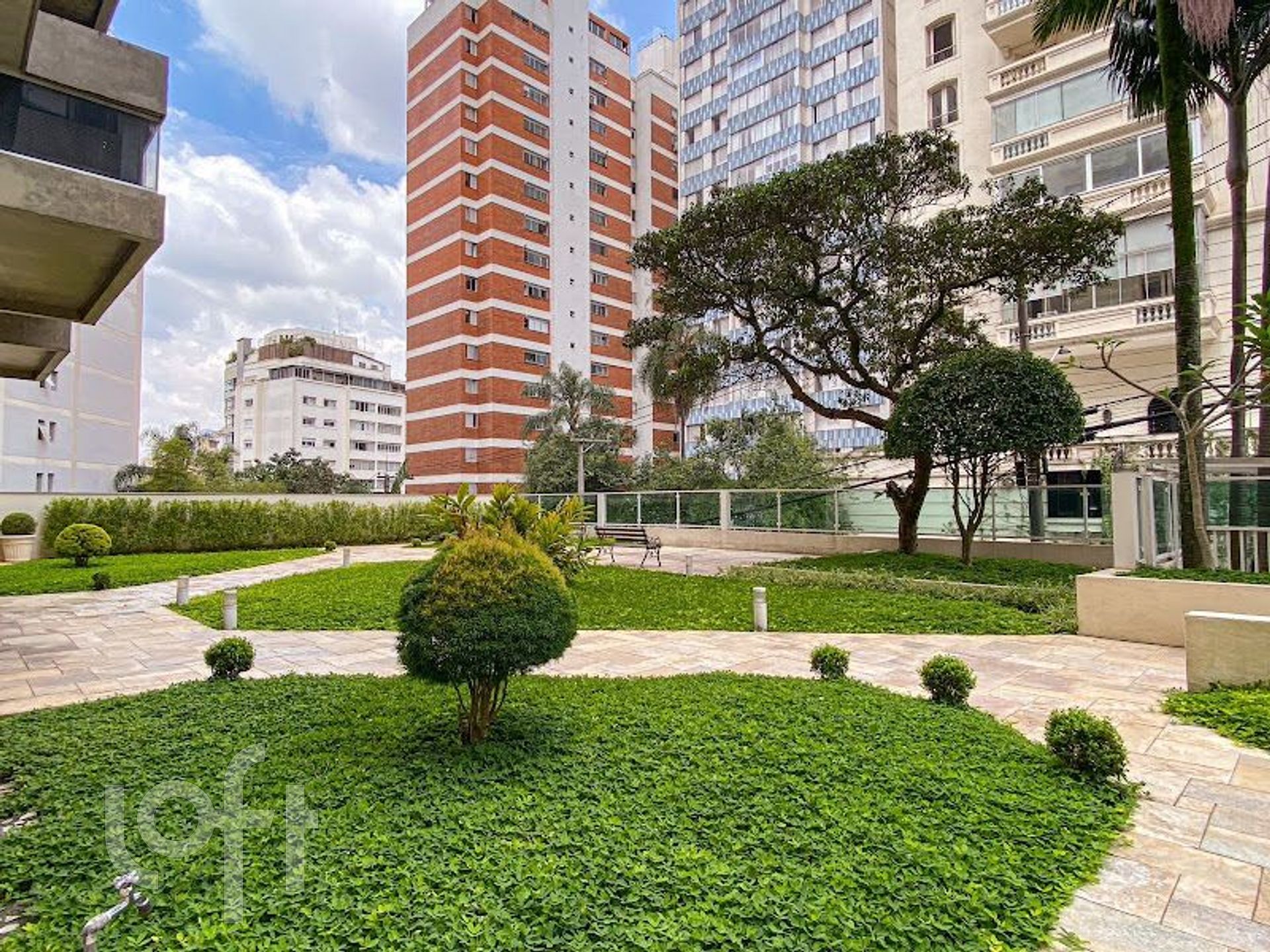 Apartamento à venda com 2 quartos, 85m² - Foto 17