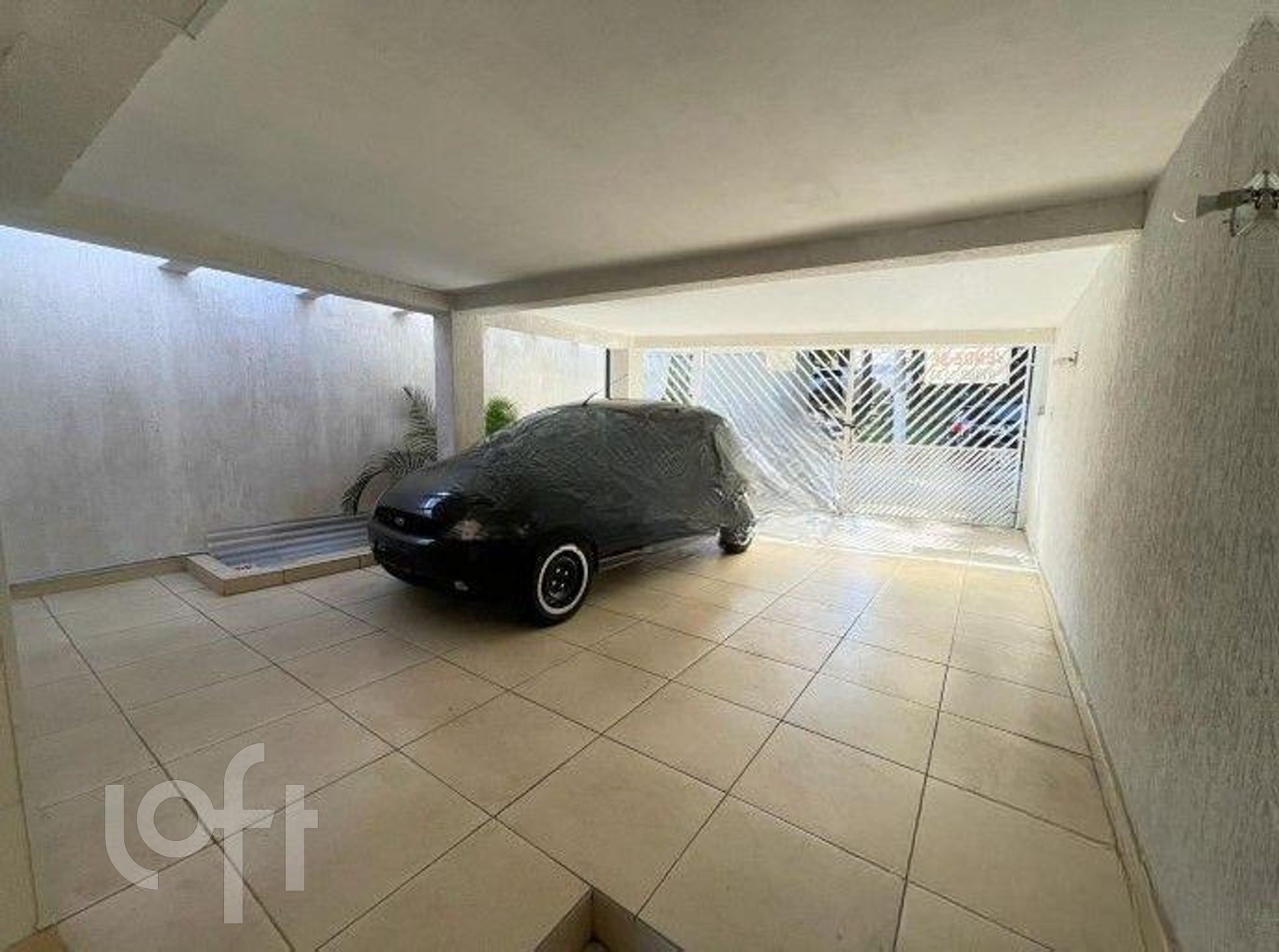 Casa à venda com 4 quartos, 131m² - Foto 2