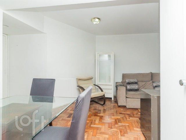 Apartamento com 64m², 2 dormitórios, 1 vaga, Petrópolis em Porto Alegre