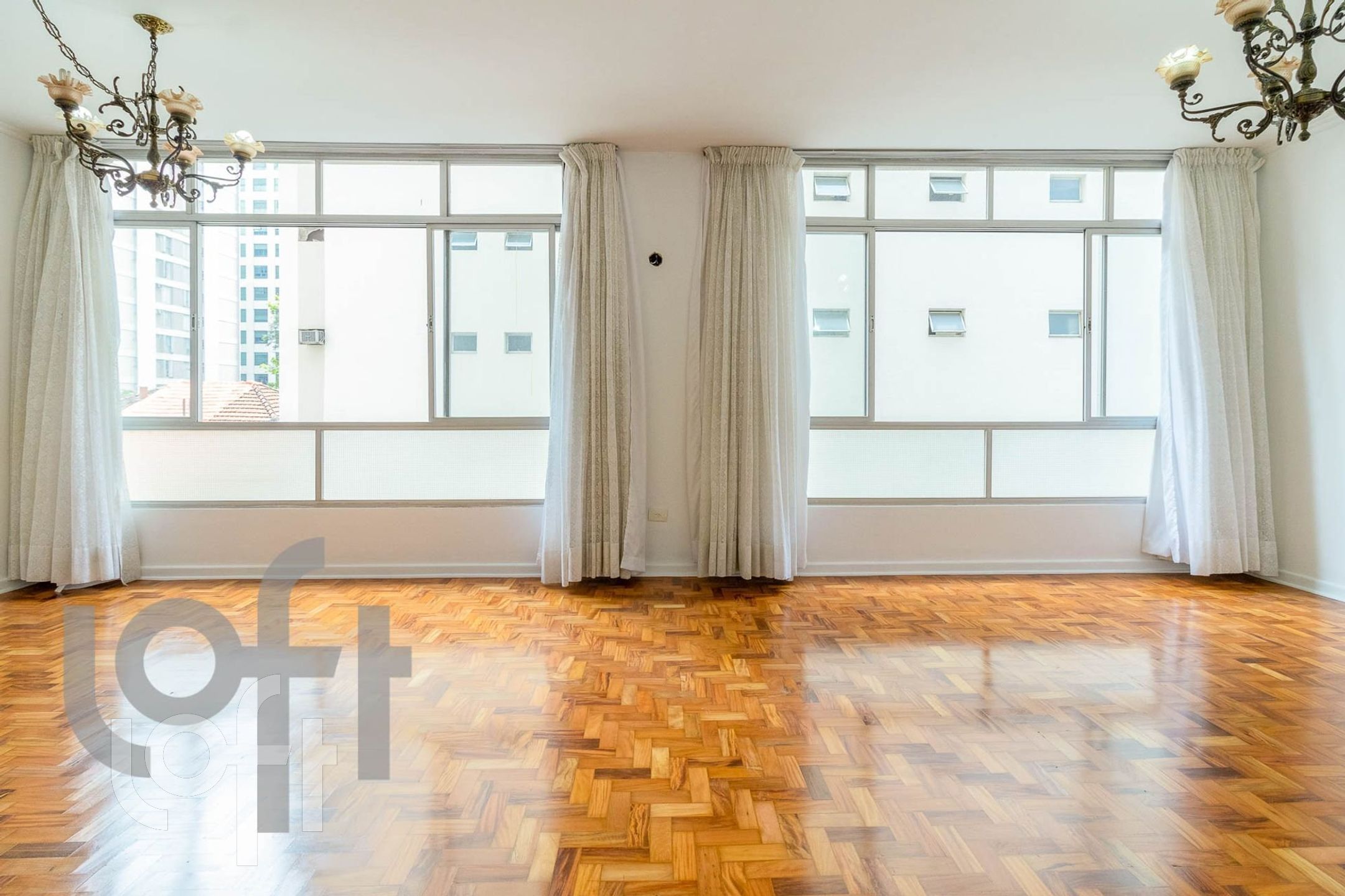 Apartamento à venda com 3 quartos, 127m² - Foto 1