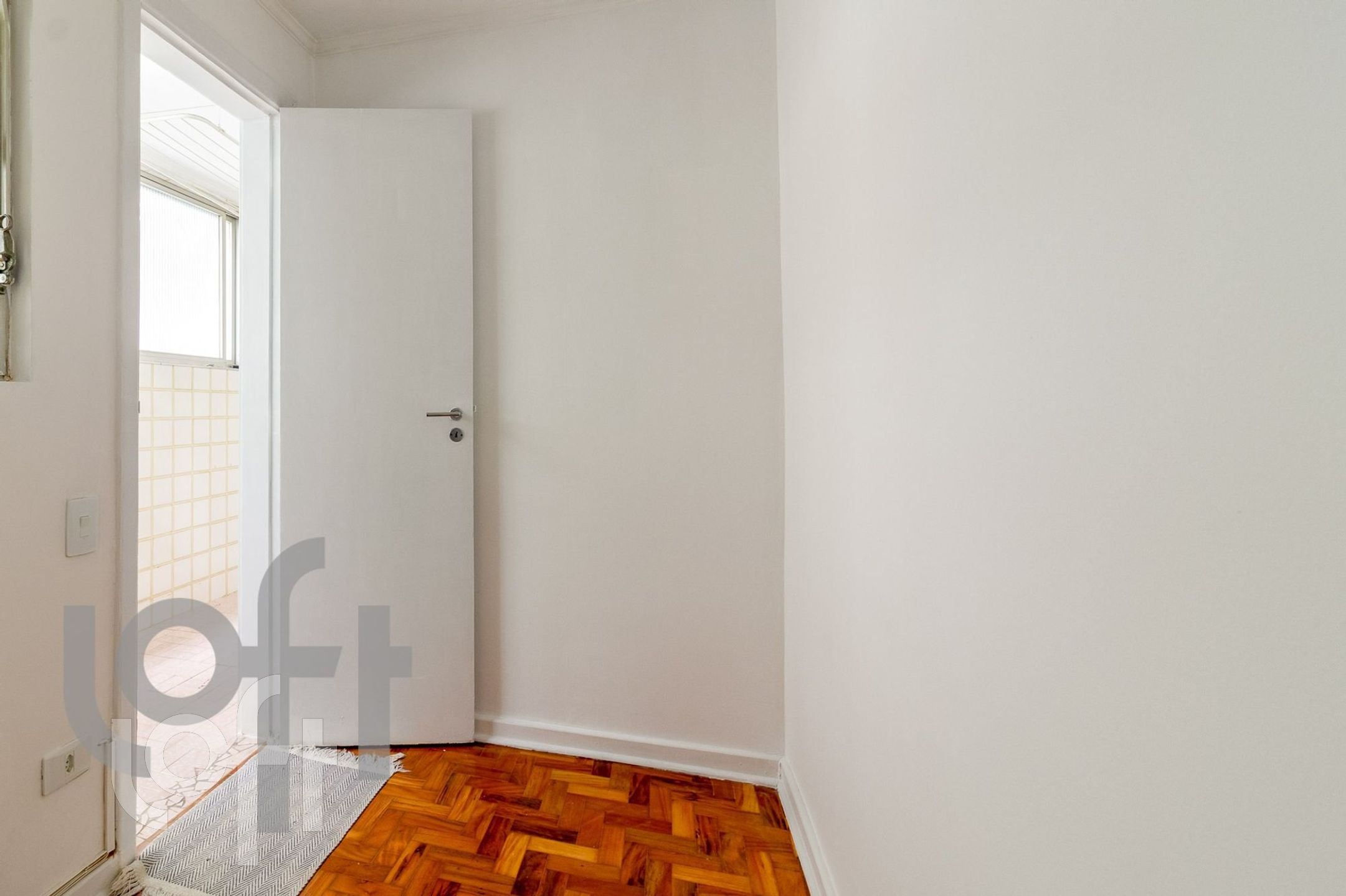 Apartamento à venda com 3 quartos, 127m² - Foto 2