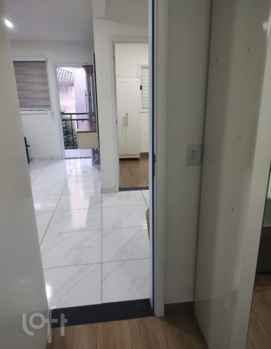 Apartamento à venda com 2 quartos, 42m² - Foto 3