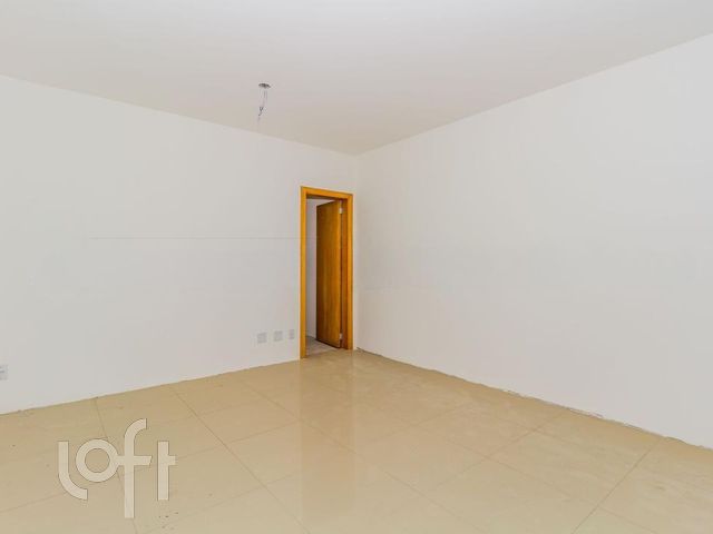 Apartamento com 69m², 2 dormitórios, 1 suíte, 1 vaga, Chácara das Pedras em Porto Alegre