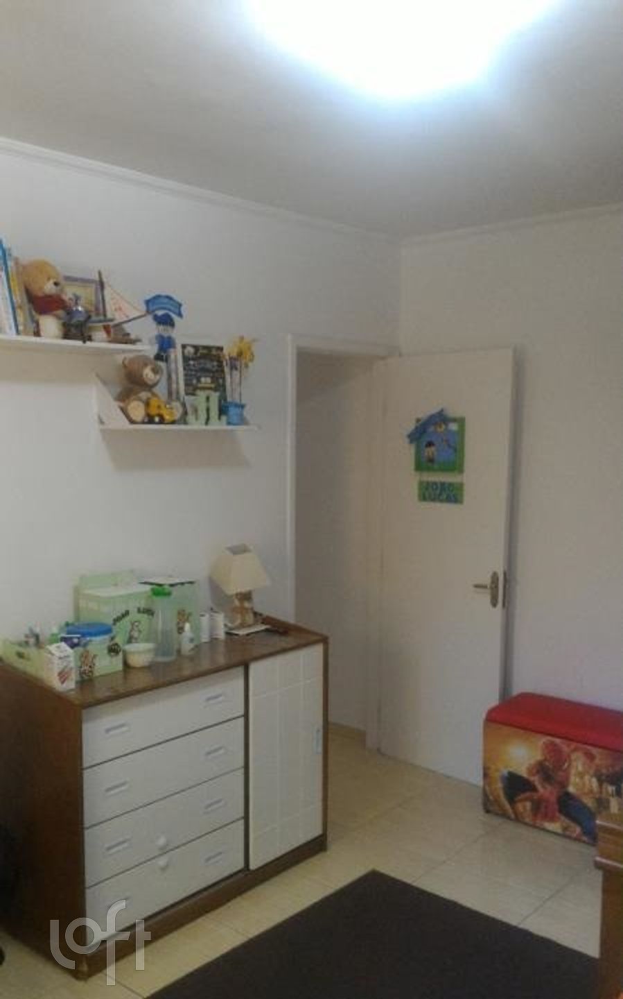 Casa à venda com 3 quartos, 230m² - Foto 1