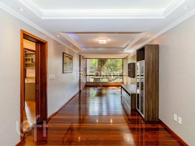 Apartamento com 93m², 3 dormitórios, 1 vaga, Petrópolis em Porto Alegre