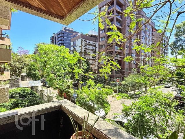 Apartamento com 341m², 4 dormitórios, 2 suítes, 2 vagas, Moinhos de Vento em Porto Alegre