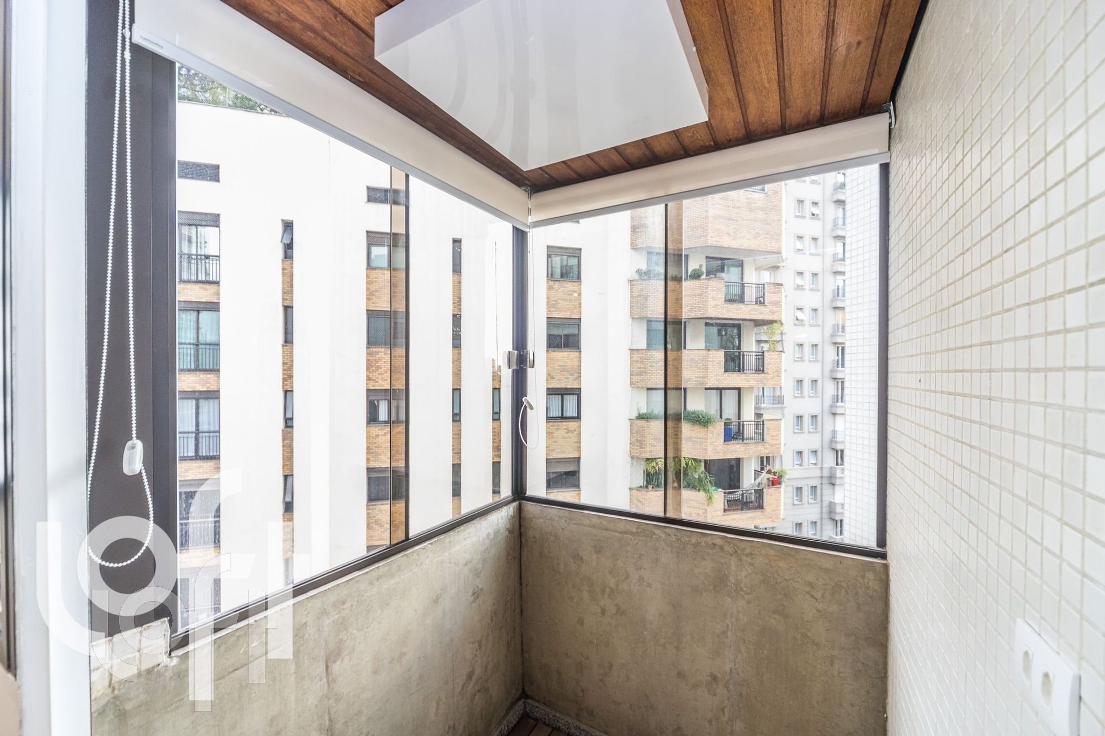 Apartamento à venda com 1 quarto, 50m² - Foto 9