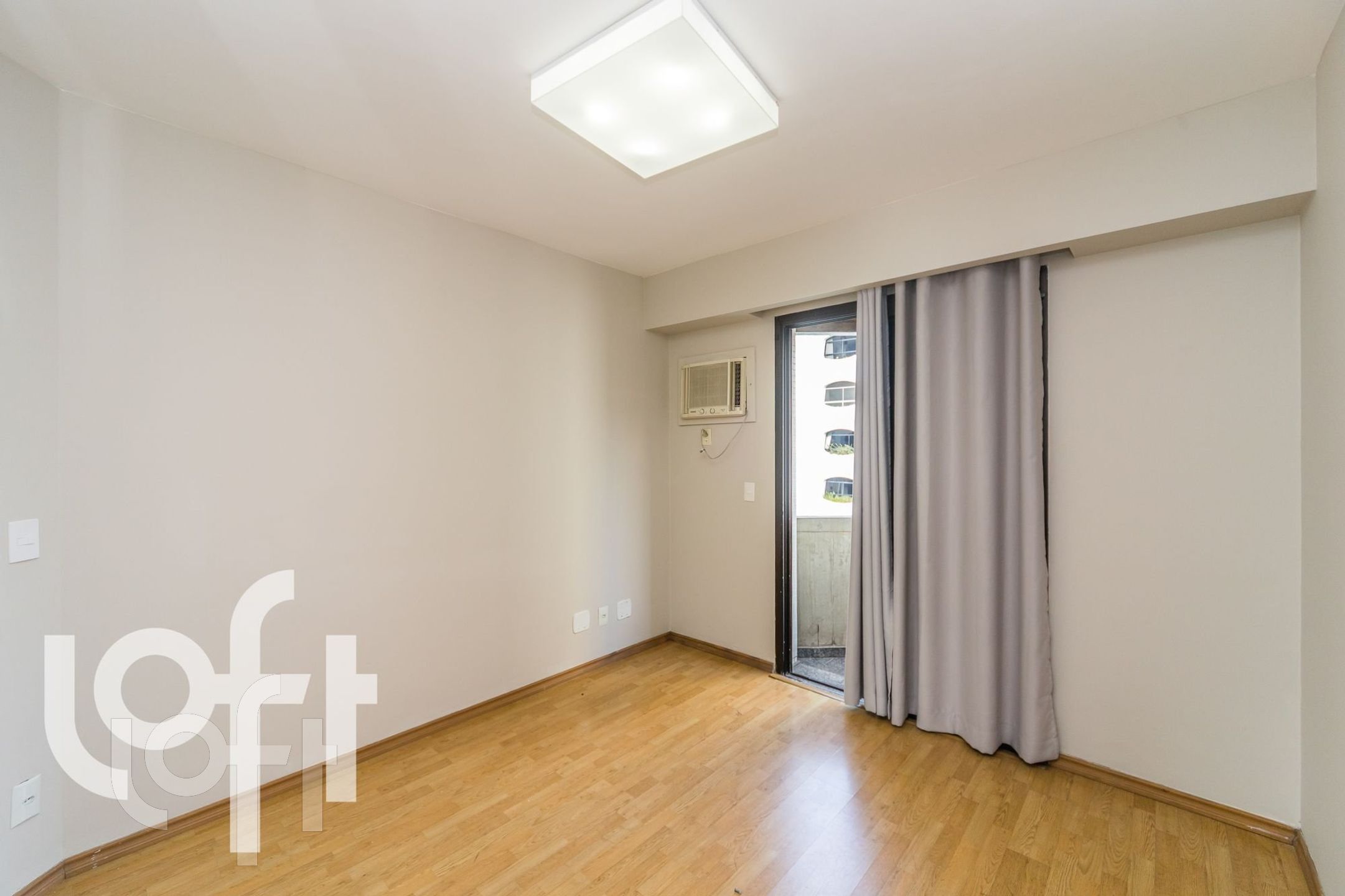 Apartamento à venda com 1 quarto, 50m² - Foto 3