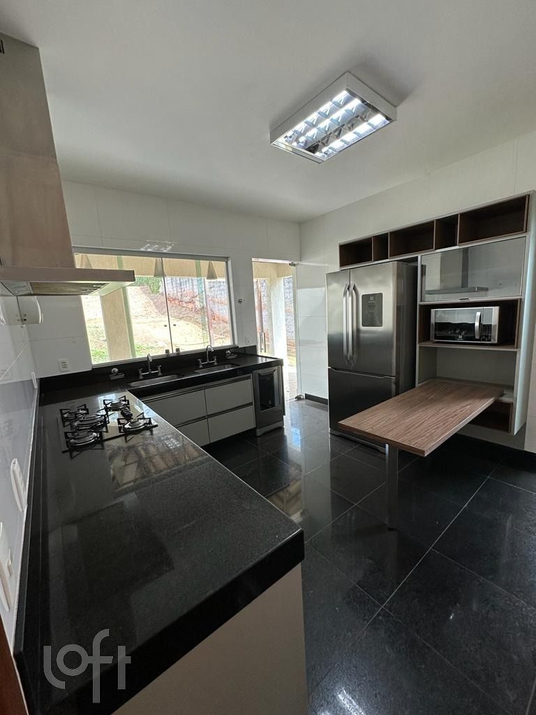 Casa à venda com 3 quartos, 200m² - Foto 15