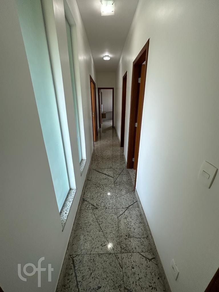 Casa à venda com 3 quartos, 200m² - Foto 25