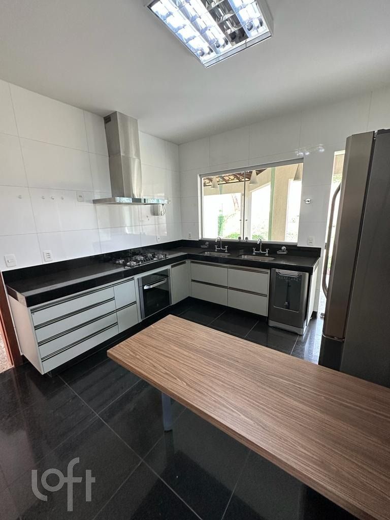 Casa à venda com 3 quartos, 200m² - Foto 16