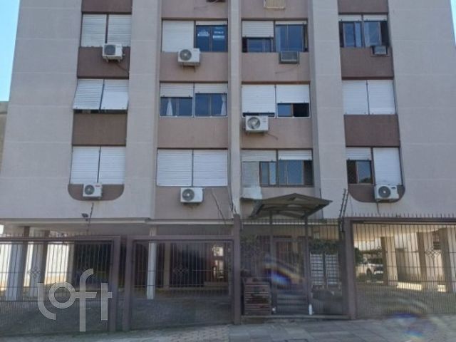 Apartamento com 107m², 3 dormitórios, 1 suíte, 2 vagas, Santa Cecília em Porto Alegre