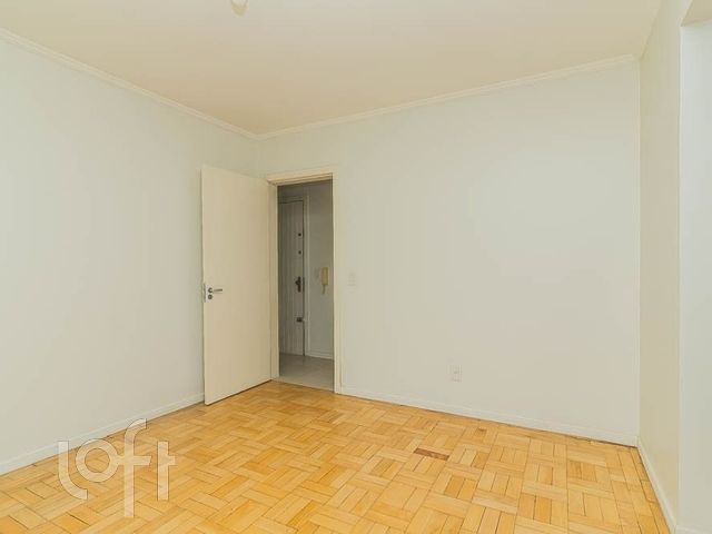 Apartamento com 134m², 3 dormitórios, 1 suíte, 1 vaga, Auxiliadora em Porto Alegre