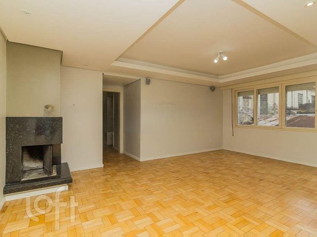 Apartamento com 134m², 3 dormitórios, 1 suíte, 1 vaga, Auxiliadora em Porto Alegre