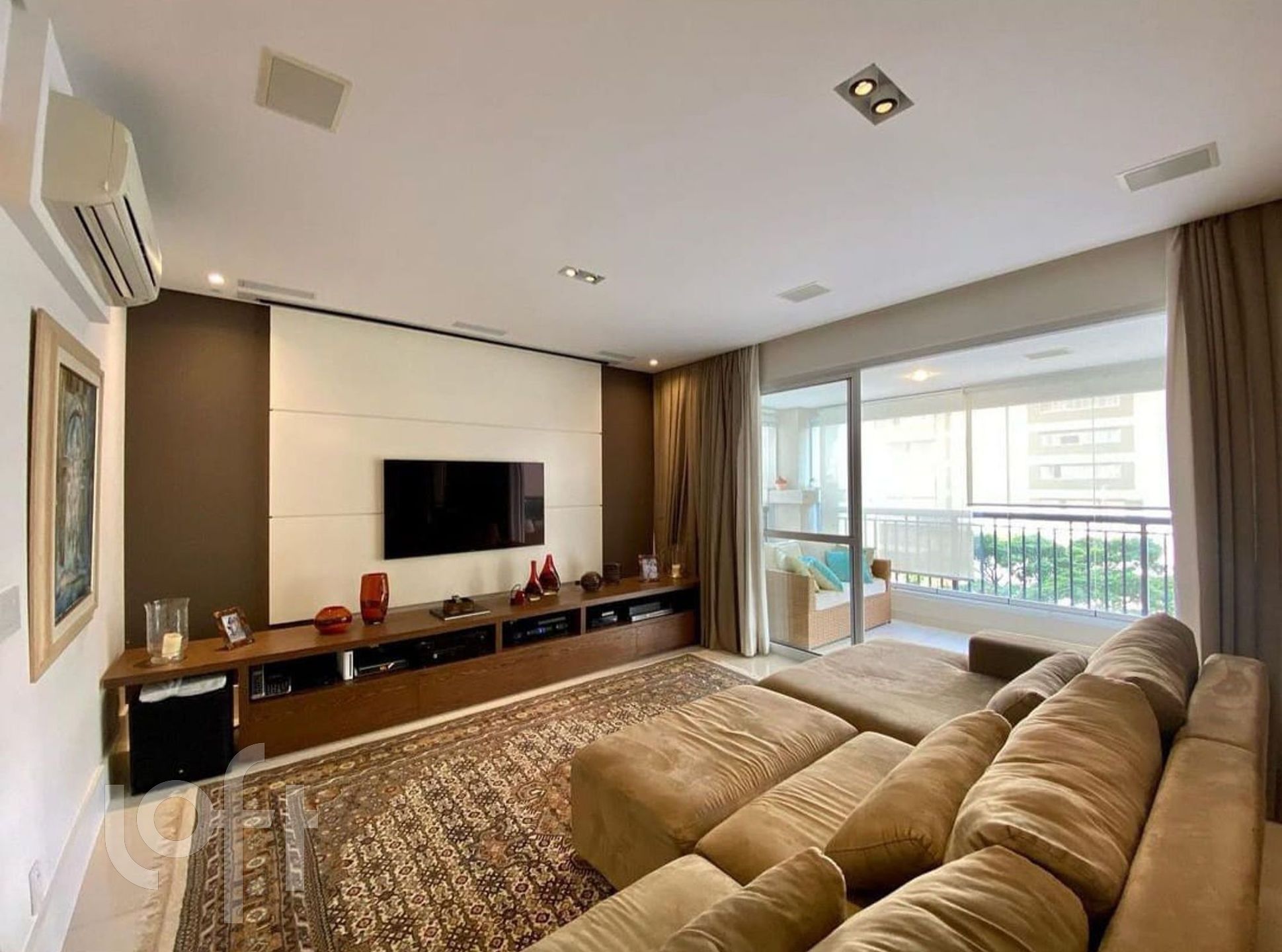 Apartamento à venda em Vila Clementino com 245 m²,