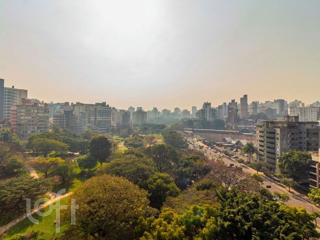 Apartamento com 93m², 2 dormitórios, 1 suíte, 1 vaga, Bela Vista em Porto Alegre