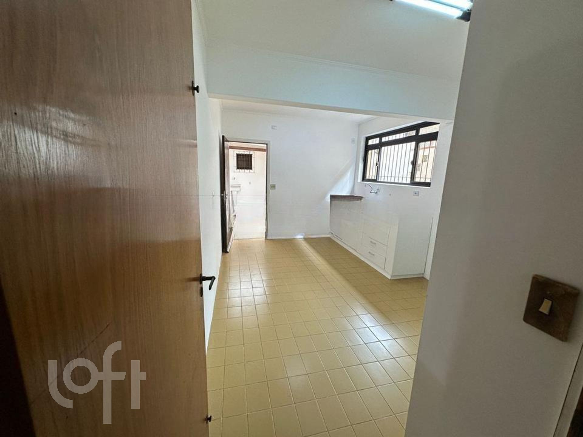 Casa à venda com 3 quartos, 216m² - Foto 16