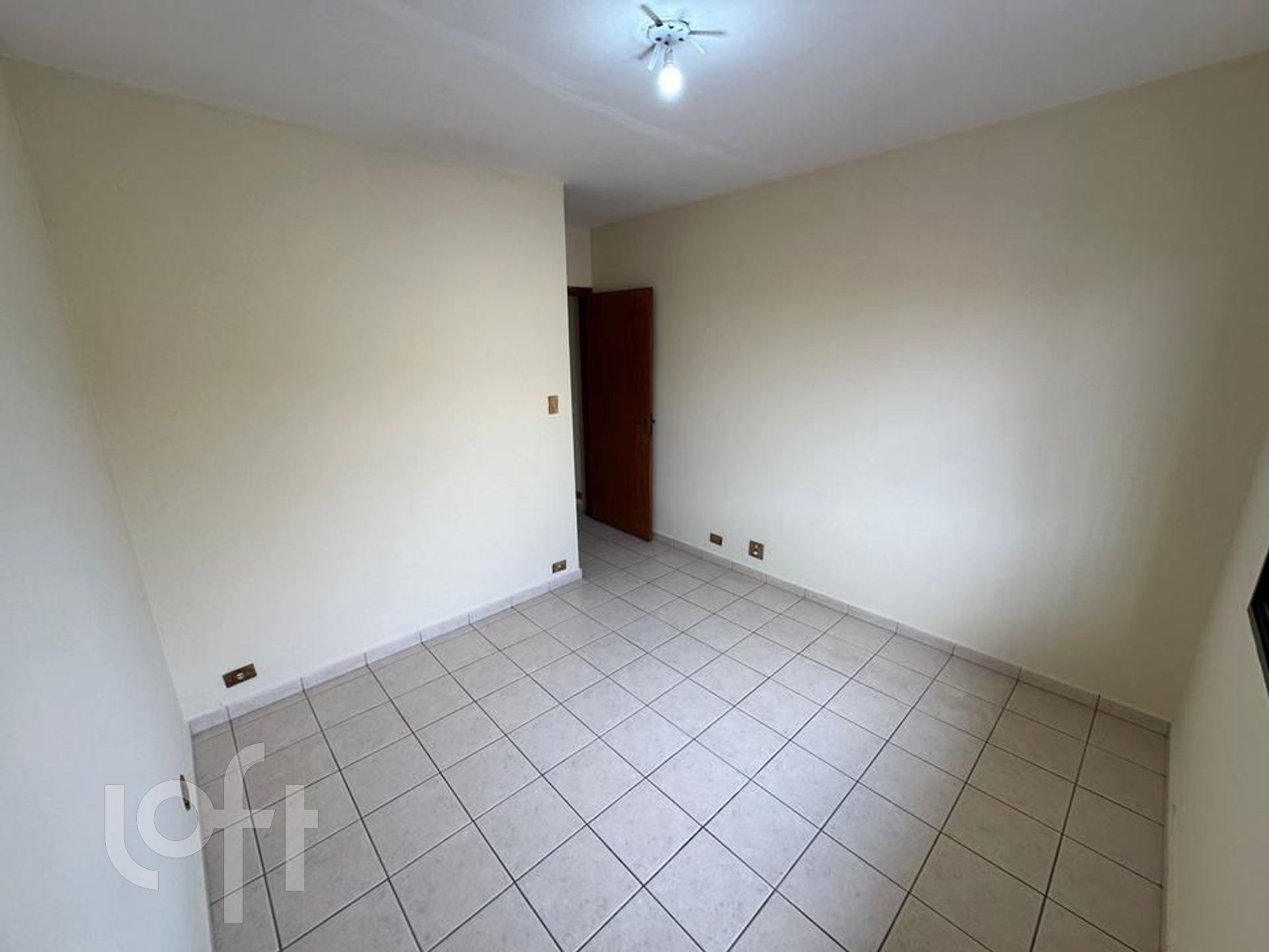 Casa à venda com 3 quartos, 216m² - Foto 8