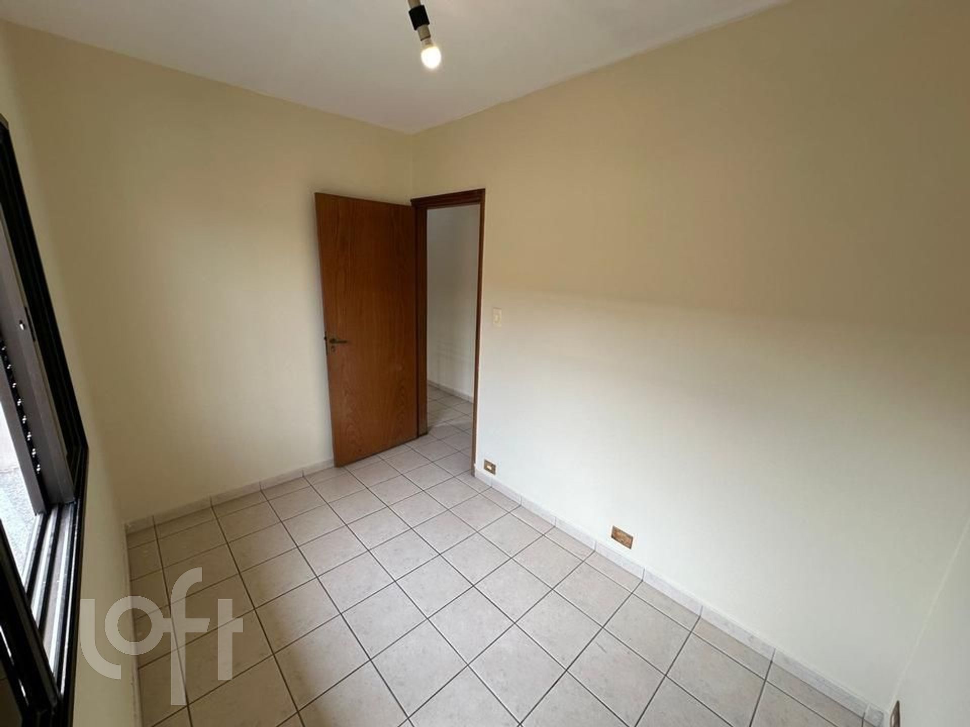 Casa à venda com 3 quartos, 216m² - Foto 3