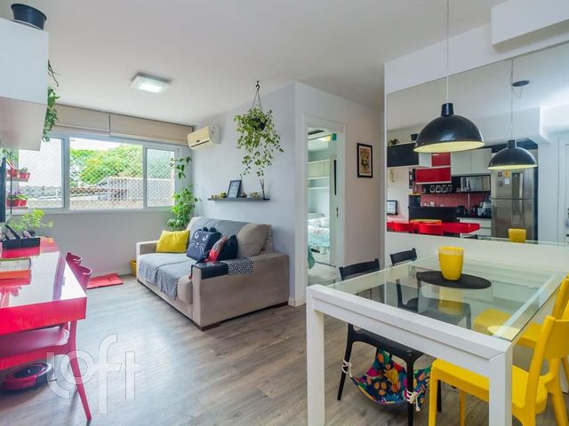 Apartamento com 58m², 2 dormitórios, 1 suíte, 1 vaga, Cristo Redentor em Porto Alegre