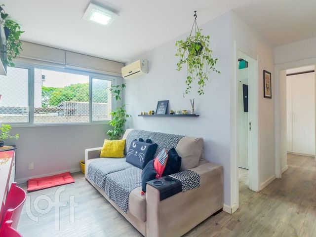 Apartamento com 58m², 2 dormitórios, 1 suíte, 1 vaga, Cristo Redentor em Porto Alegre